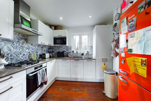 Flat for sale in Plough Way, South Bermondsey