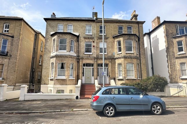 Thumbnail Flat for sale in Wilbury Road, Hove