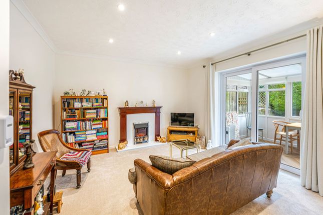 30, Kelston Gardens, Weston-Super-Mare photo 4