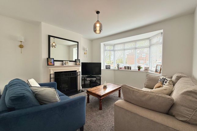 306 Glebelands Road, Sale photo 2