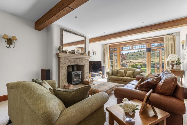 Heber Lodge, Panorama Drive, Ilkley photo 4