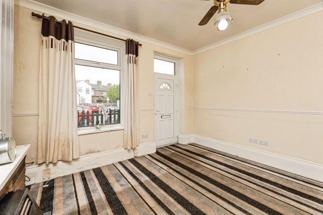 17, Cemetery Road, Barnsley photo 3