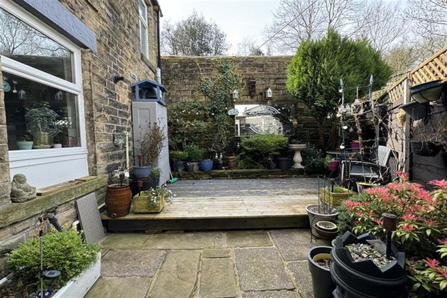 Terraced house for sale in High Street West, Glossop