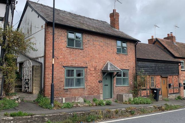3-bed house on High Street, Pembridge, £950/mo