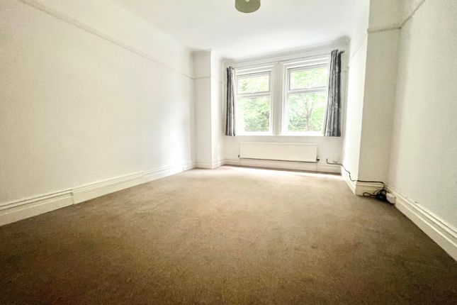 Flat 3, Bournemouth photo 2