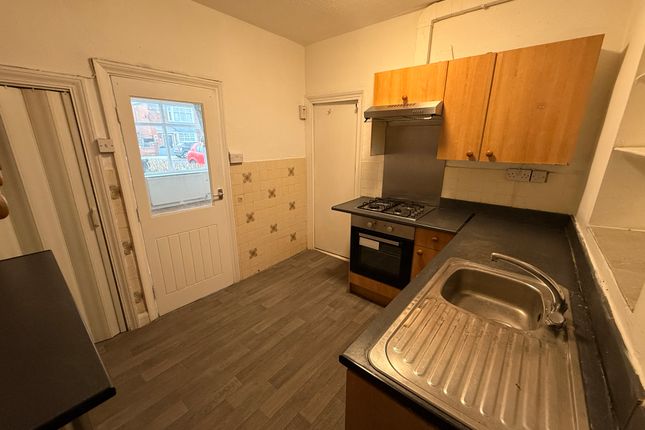 96, Rosedale Avenue, Leicester photo 4
