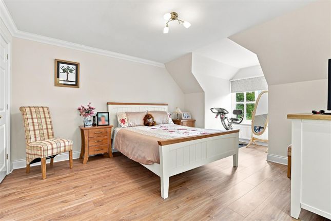 18, Carysfort Close, Elton photo 4