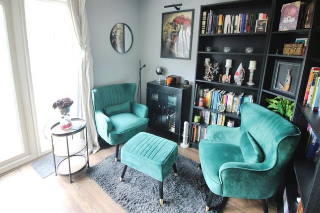 20, Hadrian Court, Leeds photo 3