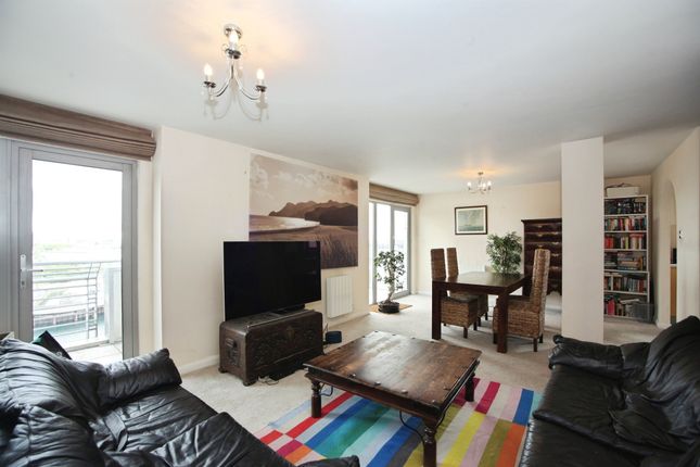 22, Ty Gwalia, Pierhead View, Penarth photo 3