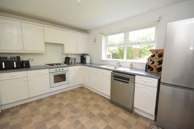 12 Farquharson Way, Falkirk photo 3