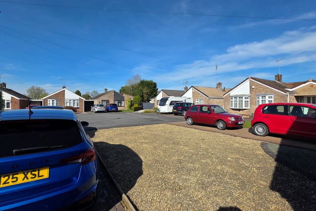 7, Alderbrook Close, Burton-On-Trent photo 2