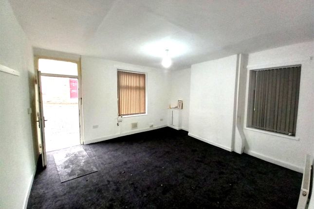 31, Guilford Street, Brierfield photo 2