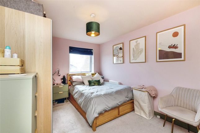 65, Elmtree Way, Bristol photo 3