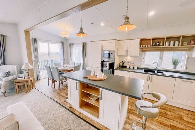 3-bed house on 4, Plas Coch Country & Leisure Retreat, Llanfairpwllgwyngyll, £254,995