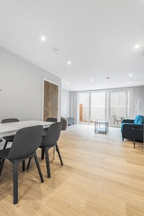 6 Wells Walk,, Woodgrange Road, London photo 3