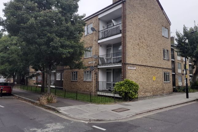 Flat for sale in Cooks Road, London