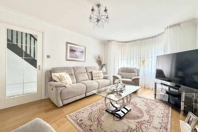 22, Cauldhame Farm Road, Falkirk photo 3