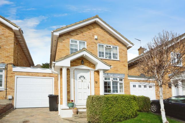 Link-detached house for sale in Longrise, Billericay