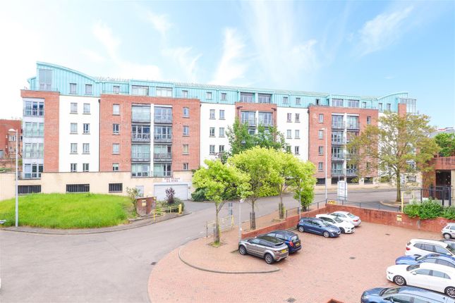 Flat for sale in Beauchamp House, City Centre, Coventry