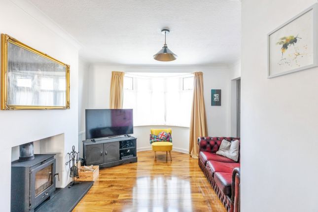 9, Fern Road, Rushden photo 3