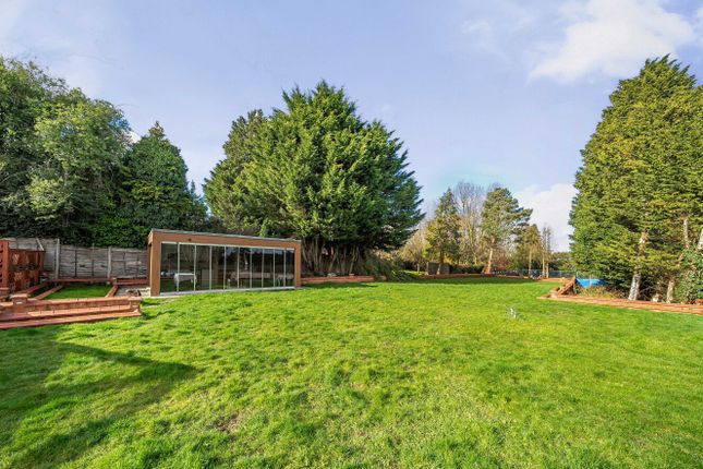 Thumbnail Bungalow for sale in Totteridge Village, London