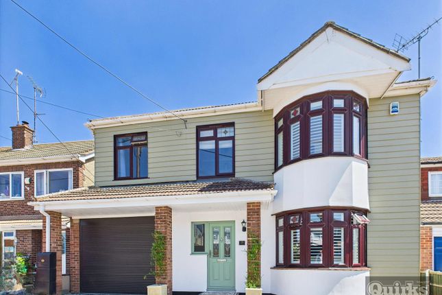 5-bed house on 19, Sandown Road, Wickford, £670,000