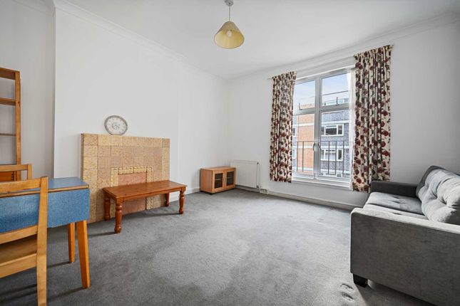 1-bed flat on 77, Lime Grove, London, £320,000