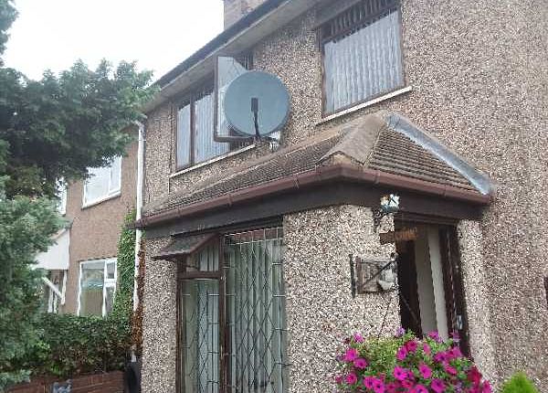 3-bed semi-detached on Chalmers Drive, Doncaster, £900/mo