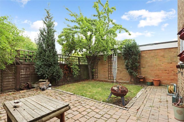 End terrace house to rent in Cants Close, Burgess Hill, West Sussex