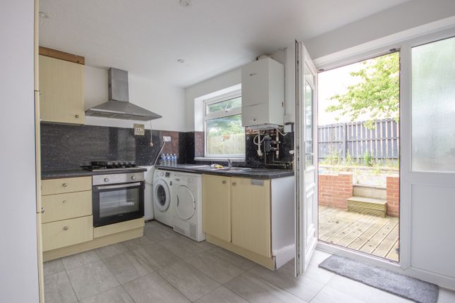 17, Cosford Court, Newcastle upon Tyne photo 4