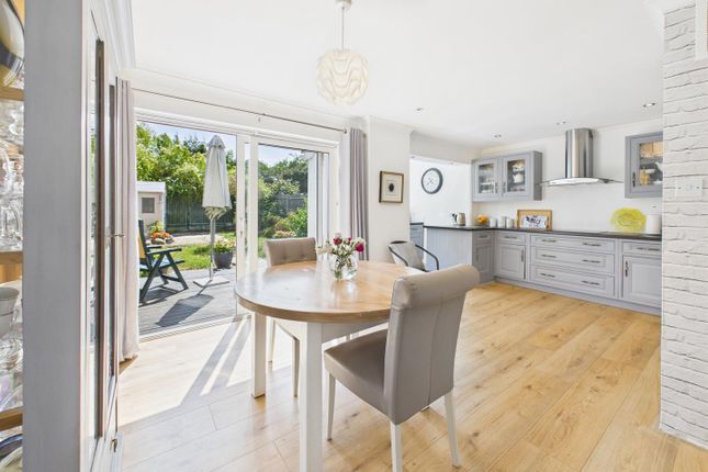 72, Curlew Drive, Reading photo 2