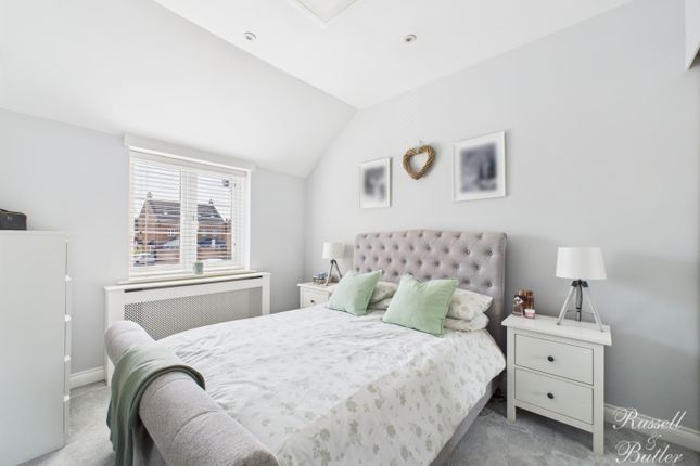 14a, Hayes Road, Milton Keynes photo 4