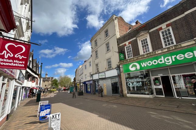 Retail premises for sale in High Street, Banbury