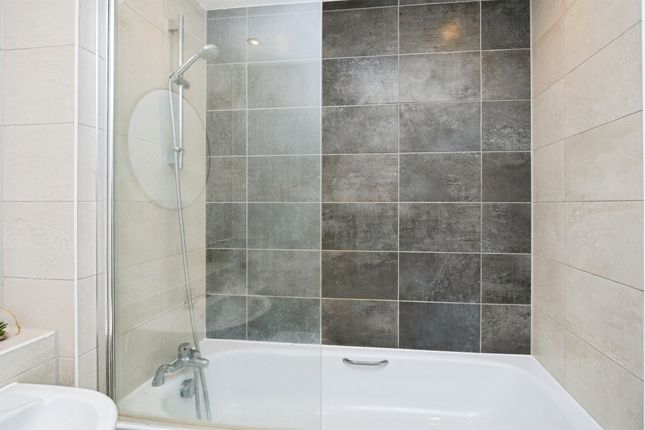 Apartment 2, Cedar House, The Avenue, Tunbridge Wells photo 3