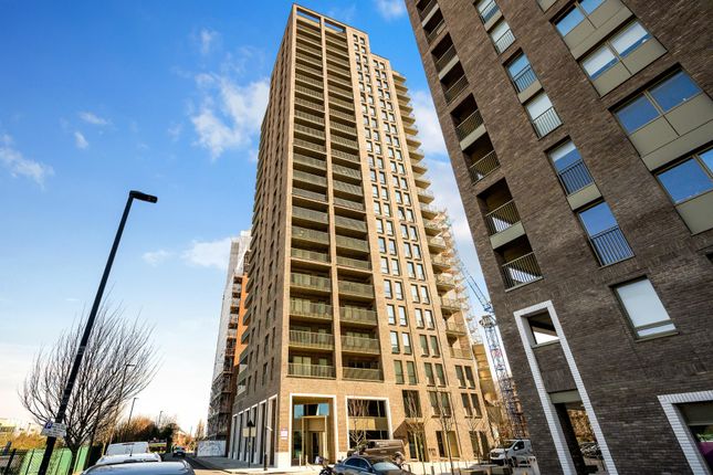 1-bed flat on 156 Silverleaf House 1, Heartwood Boulevard, London, £450,000