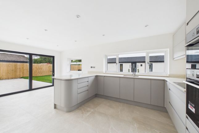 99, Chester Road, Frodsham photo 3