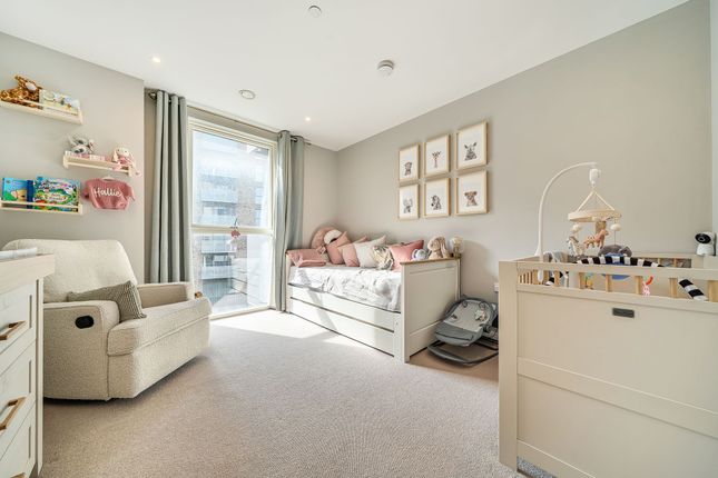 Flat 11, Meranti Apts, London photo 4