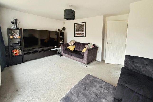 3, Fallow Way, Mansfield photo 3