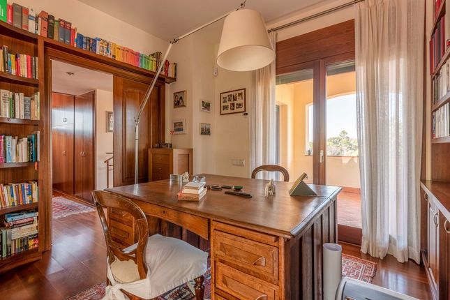 Chalet for sale in Street Name Upon Request, Cerdanyola Del Vallès, Es