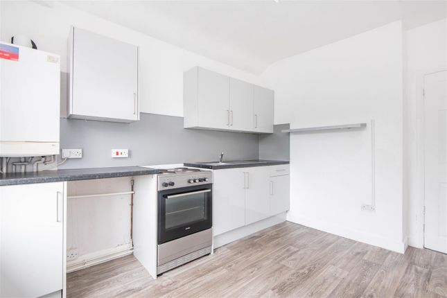 Flat 1, 180, Leyland Road, Preston photo 3