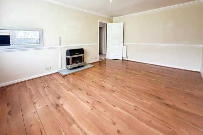 8, Cheviot Close, Hayes photo 2