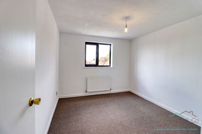 Flat 42, Rushden photo 2