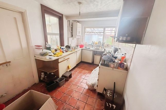 277, Whippendell Road, Watford photo 3