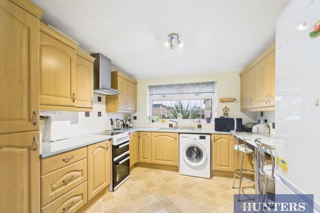 83, Viking Road, Bridlington photo 2