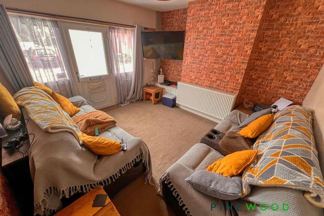 36 Barlborough Road, Chesterfield photo 2