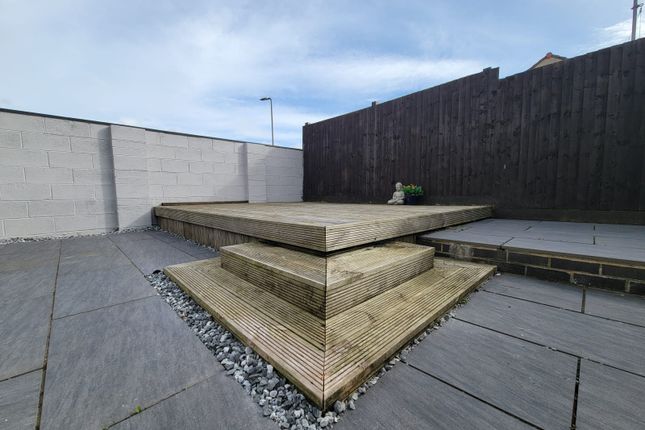 19 Mozart Drive, Port Talbot photo 3