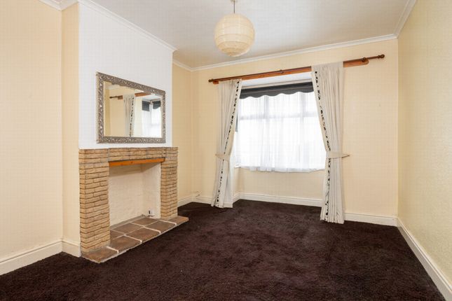 7, Twiss Road, Hythe photo 3