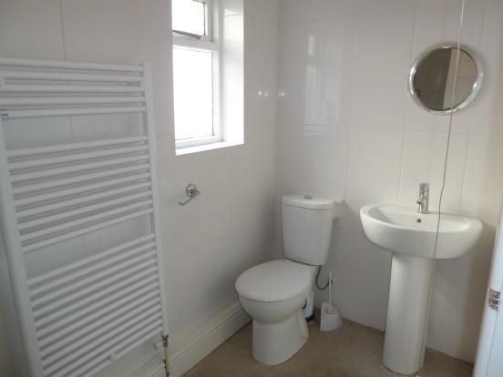 108, Milton Road, Southampton photo 4