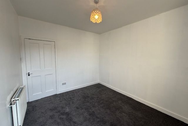 66 Middleton Street, G51, Lanarkshire photo 2