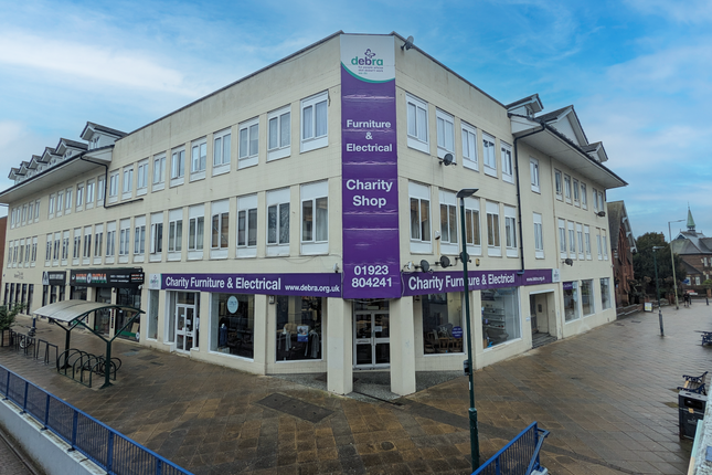 Retail premises to let in Queens Road, Watford